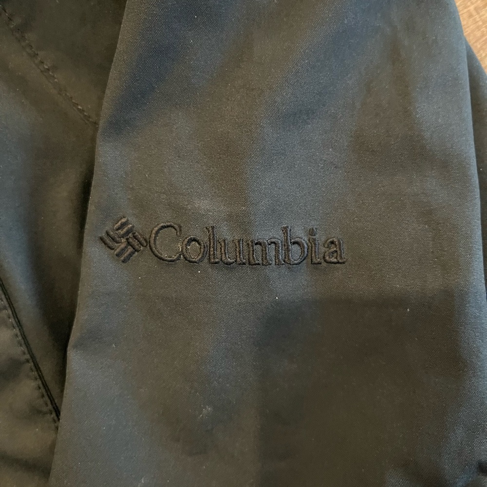 Columbia Waterproof Jacket - Picture 2 of 4